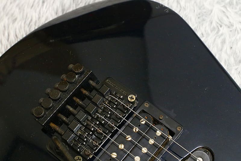 1980's Made Tokai Custom Edition JSR series SSH pikcups Dirk