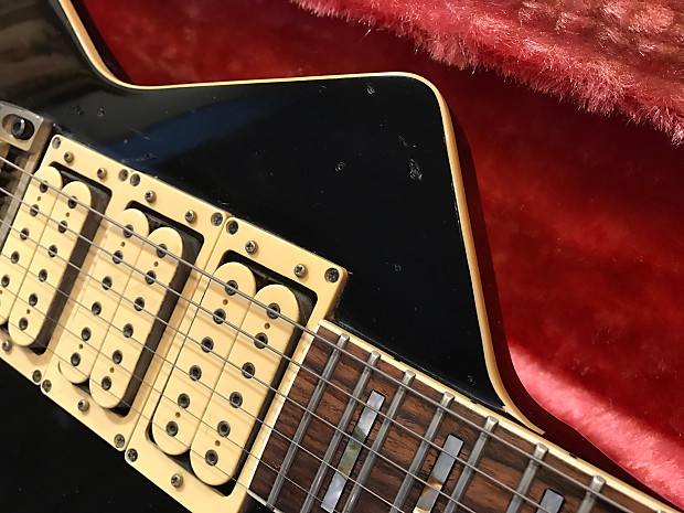 Ibanez Destroyer II Issue #193 Black w/Case & Free Shipping Ibanez Destroyer II Issue #193 Black w/Case & Free Shipping