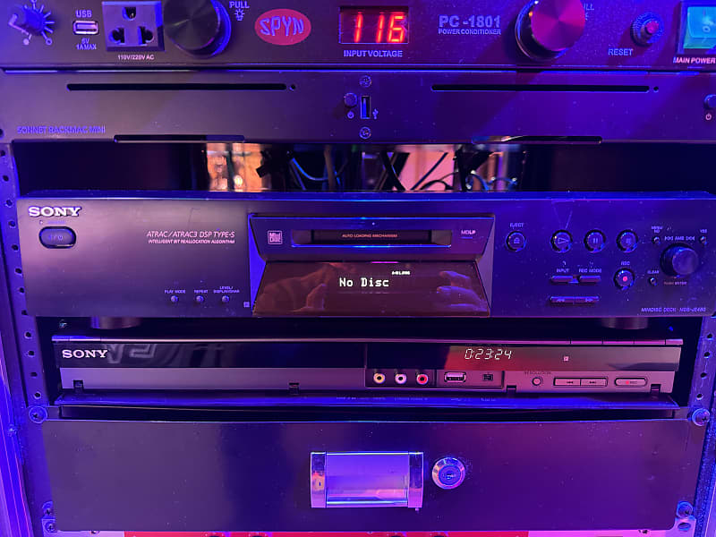 Sony MDS JE480 MiniDisc Player/Recorder 2000's with Remote Reverb