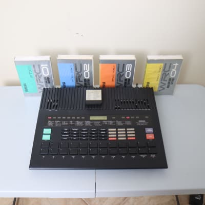 Yamaha RX5 Digital Rhythm Programmer with 4 sound cartridges - 1986 - Black