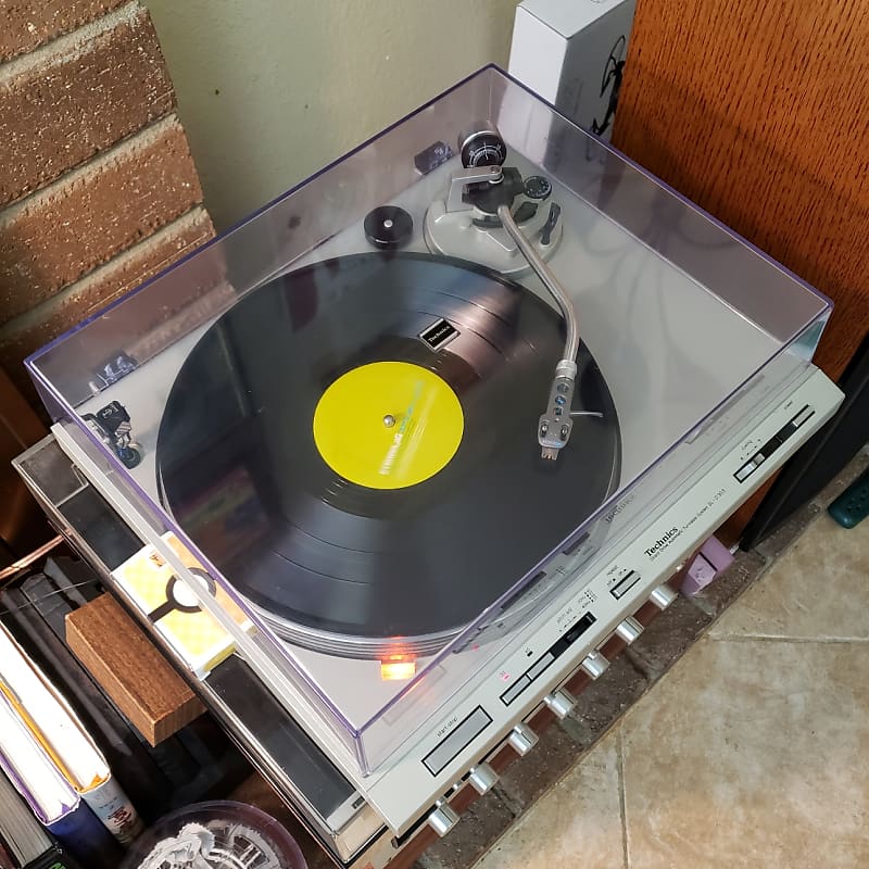 Bandeja Giradiscos Technics SL-Q303 de 1981.