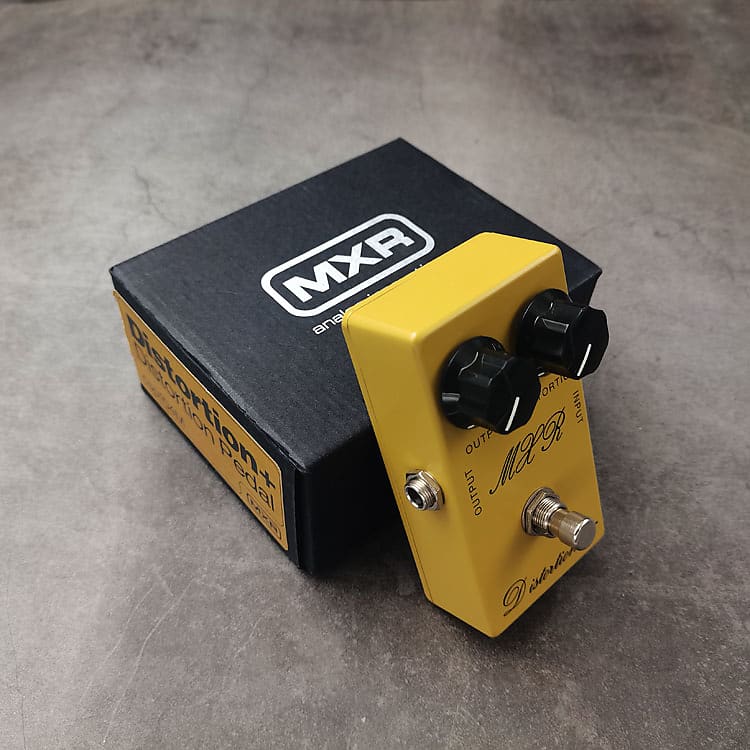 MXR CSP104 '73 Vintage Script Distortion+