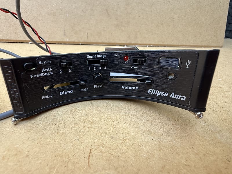 Fishman Fishman Ellipse Aura Onboard Acoustic pickup preamp image 1