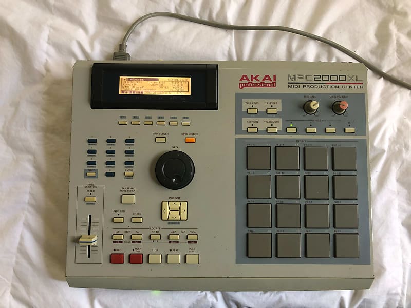 Akai MPC2000XL CF Card, EB 16 EFX, 8 Outs Reverb