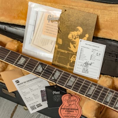 Gibson - Custom 1964 SG Standard Reissue - Electric Guitar w/ Maestro Vibrola VOS - Cherry Red - w/ Hardshell Case image 15
