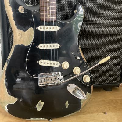 Fender Stratocaster with 3-Bolt Neck, Rosewood Fretboard 1975 - Black for sale