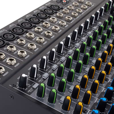 Mackie 1642VLZ4 16-Channel Mic / Line Mixer image 8