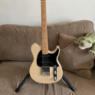 Peavey EXP Generation 2000s and beyond - Blonde image 1