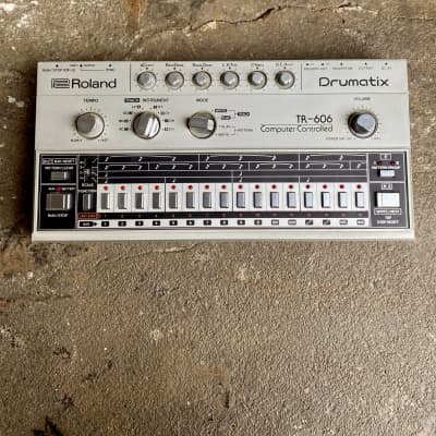 Roland TR-606 Drumatix Analog Drum Machine