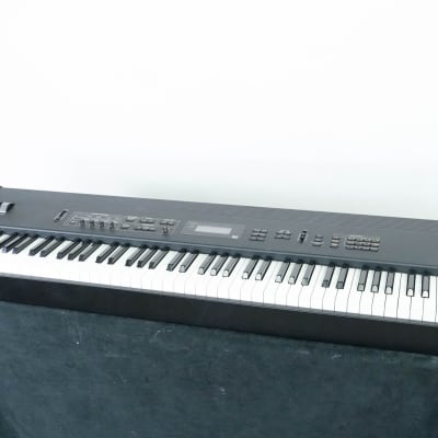 Korg N1 88-note Weighted-Key Music Synthesizer CG01EW7