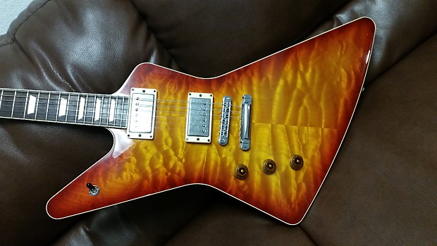 Left handed hamer on sale guitar