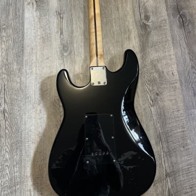Squier Stratocaster - Black image 3