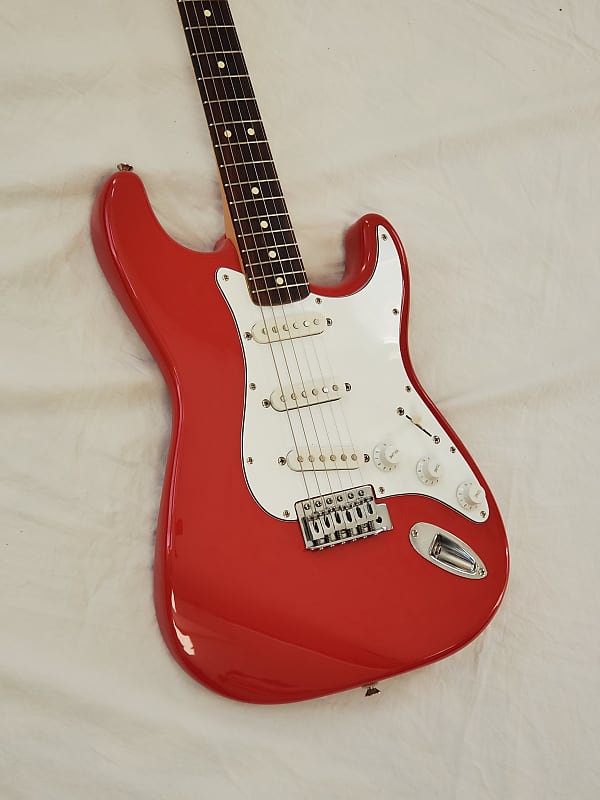 SQシリアル FENDER Squier ストラト ビンテージ 楽器・機材