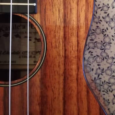 Kanile'a Custom Concert Ukulele image 4