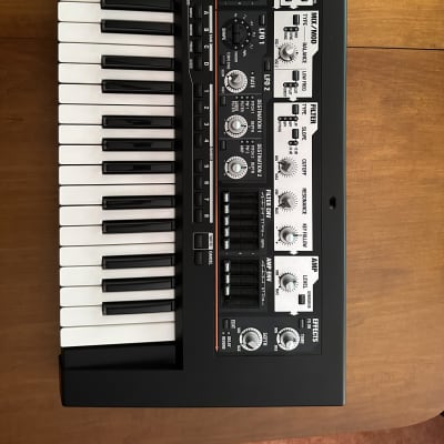 Roland SH-201 49-Key Synthesizer | Reverb