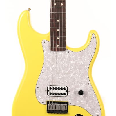 Fender Limited Edition Tom DeLonge Stratocaster Graffiti Yellow image 5