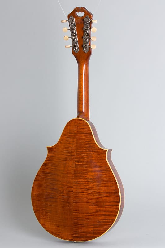 C. F. Martin Style 20 Carved Top Mandolin (1931), ser