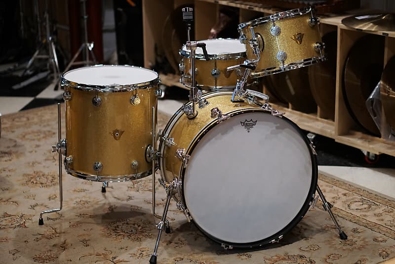 DW 13/16/22/6.5x14" Classics Series Drum Set Gold Sparkle Reverb