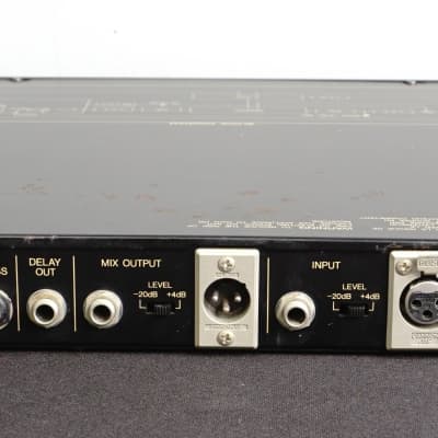 Yamaha D1500 Vintage Digital Delay 1U Rack Mount Unit W/ MIDI - 100 - 240V image 10