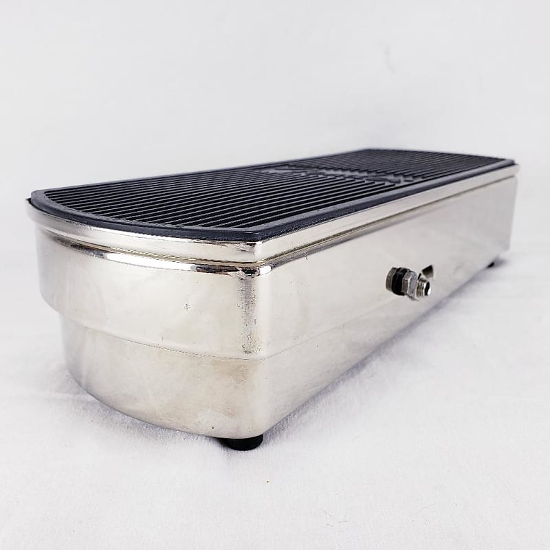Fender PR726 ボリュームペダル Fender PR-726 Volume Pedal Reissue | Reverb