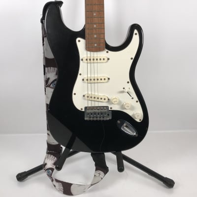 Legend Stratocaster Electric Guitar image 2