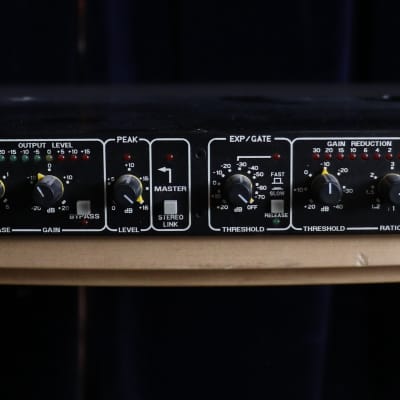 Drawmer DL241 Dual-Auto Compressor with TRS Connectors | Reverb