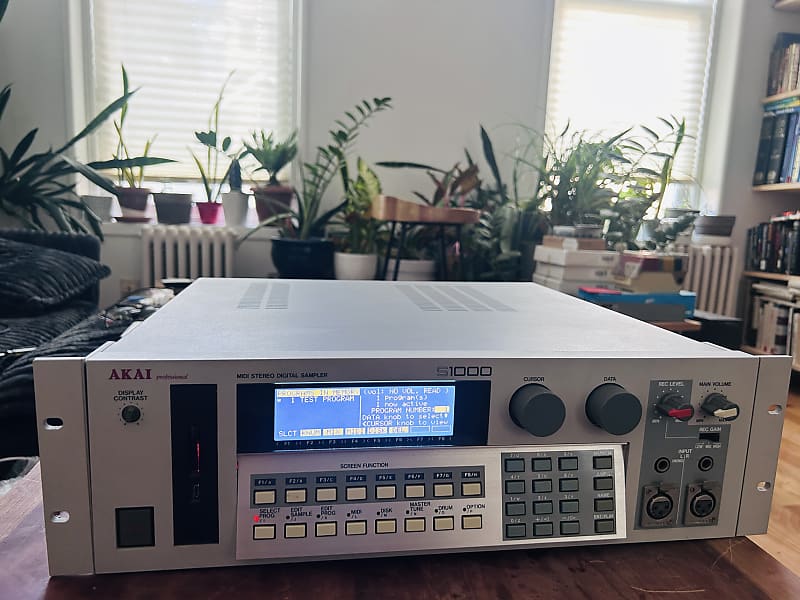 Akai S1100 MIDI Stereo Digital Sampler 1990 | Reverb