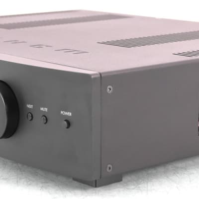 Anthem STR 2.2 Channel Preamplifier; MM / MC Phono; Remote; ARC1M image 3