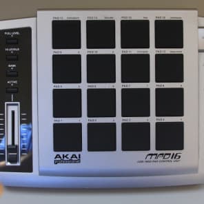 Akai MPD16