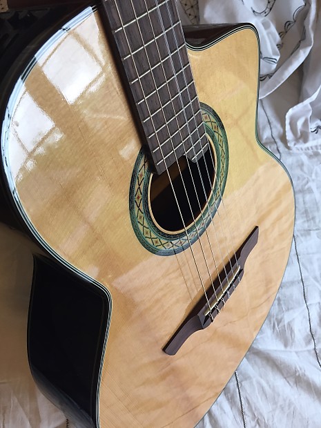 Takamine TC135SC Classical Series Nylon String FCN Cutaway Acoustic/Electric Guitar Natural Gloss image 1