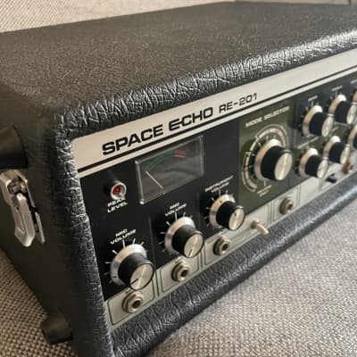 Roland RE-201 Space Echo Tape Delay / Reverb Ups express shipping