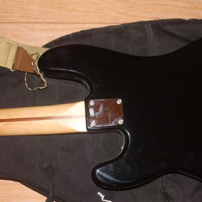 Fender Standard Precision Bass Black/White image 13