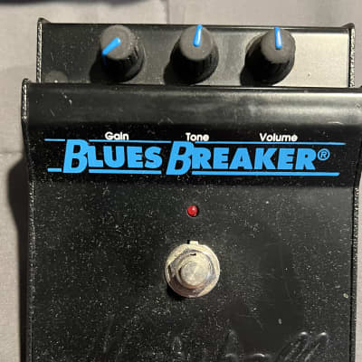 The Bluesbreaker pedal offers smooth tones and full