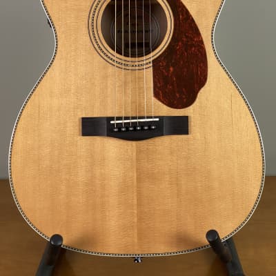 Fender Paramount PM-3 Standard, Triple-O Acoustic/Electric Guitar - Natural image 2