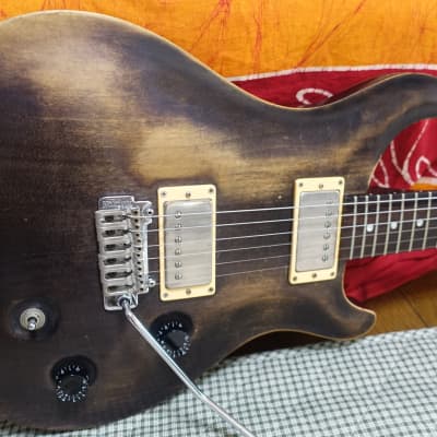Bacchus Licks Standard PRS type Made in Japan Honduras