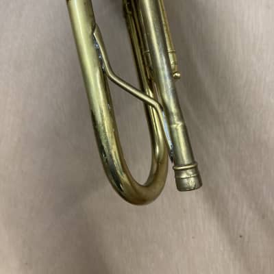 Vintage/Pre-owned Buescher TrueTone "Union Label" Series Trumpet w/ wood case image 7