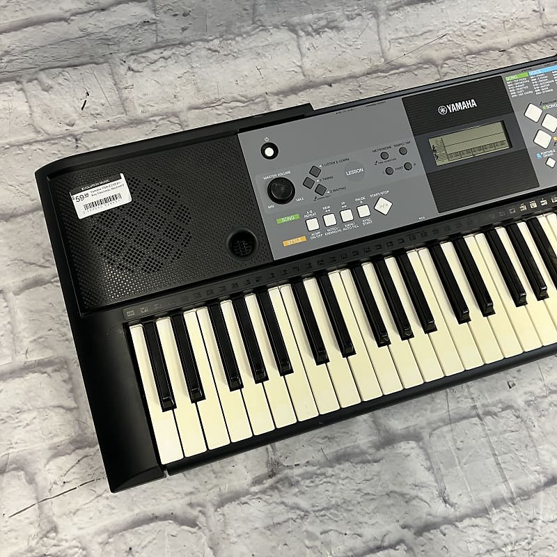 YAMAHA 電子ピアノ　PSR-E233 Yamaha PSR-E233 | Sweetwater