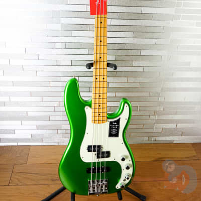 Fender Player Plus Precision Bass with Maple Fretboard - Cosmic Jade image 8
