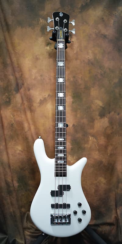 ベース Spector EURO 4 CLASSIC Lacquer AgedWhite EURO 4 CLASSIC Lacquer Aged White: ベース｜三木楽器公式通販