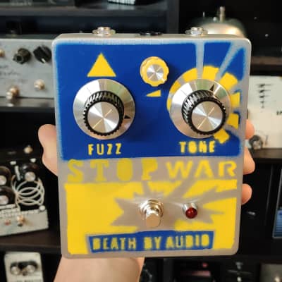 Death By Audio Super Fuzz War Limited Distortion Guitar
