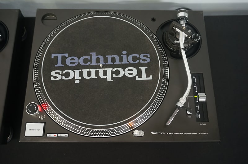 Technics SL-1210 MK3D Professional DJ Turntable Pair - Black