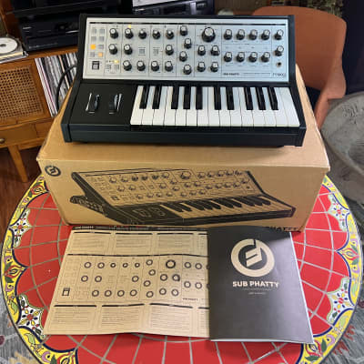 Moog Sub Phatty Analog Synth