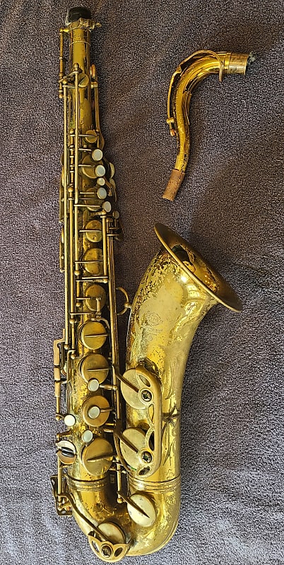 Selmer Mark VI Tenor Saxophone 1968 - 154,xxx - Original Lacquer image 1