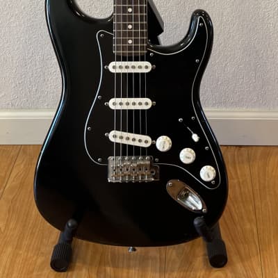 Fender Highway One Stratocaster with Rosewood Fretboard 2006 - 2011 - Flat Black for sale