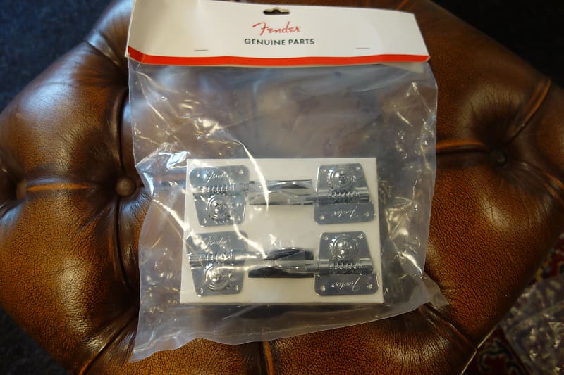 Fender Pure Vintage '70s Bass Tuning Machines set of 4 image 1