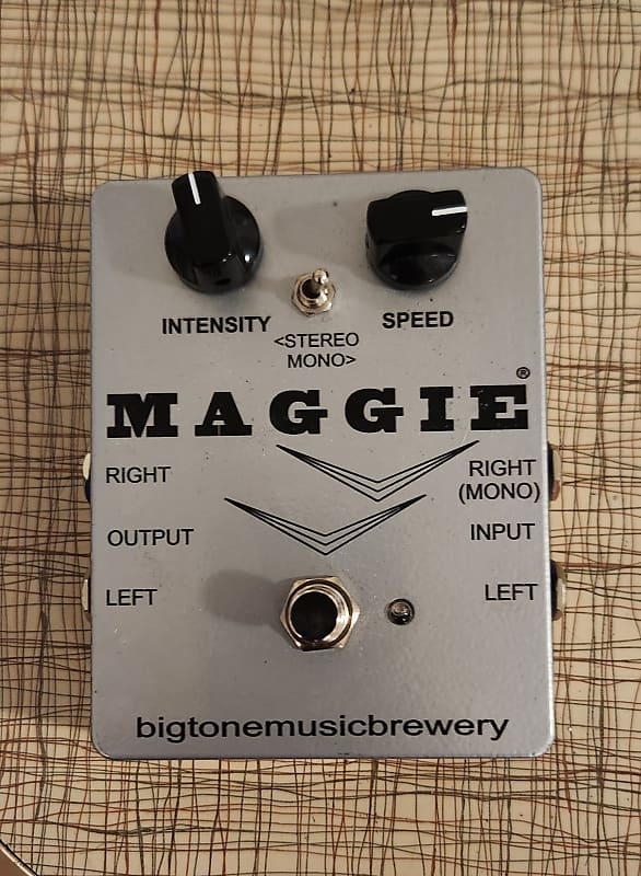 Big Tone Music Brewery Stereo Maggie w/ box Reverb