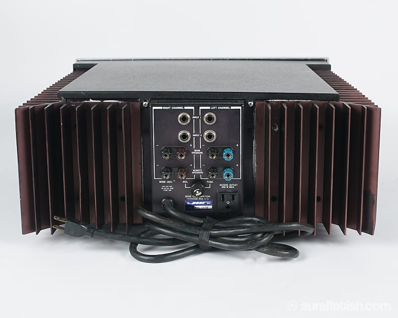 Bose 2024 stereo amplifier