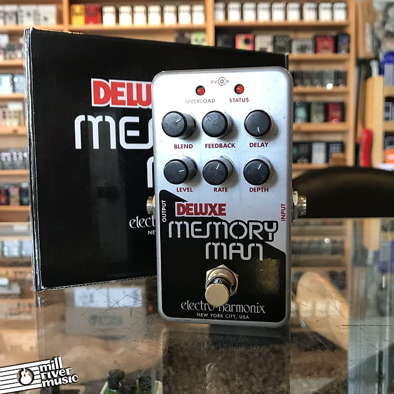 Electro-Harmonix Deluxe Memory Man Analog Delay - Used, with Box