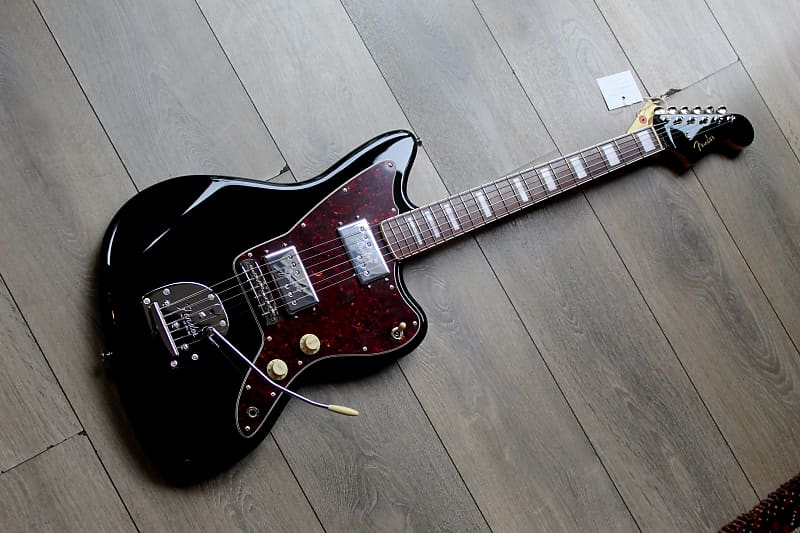 Fender Japan releases gloss black limited-run 60s Jazzmaster