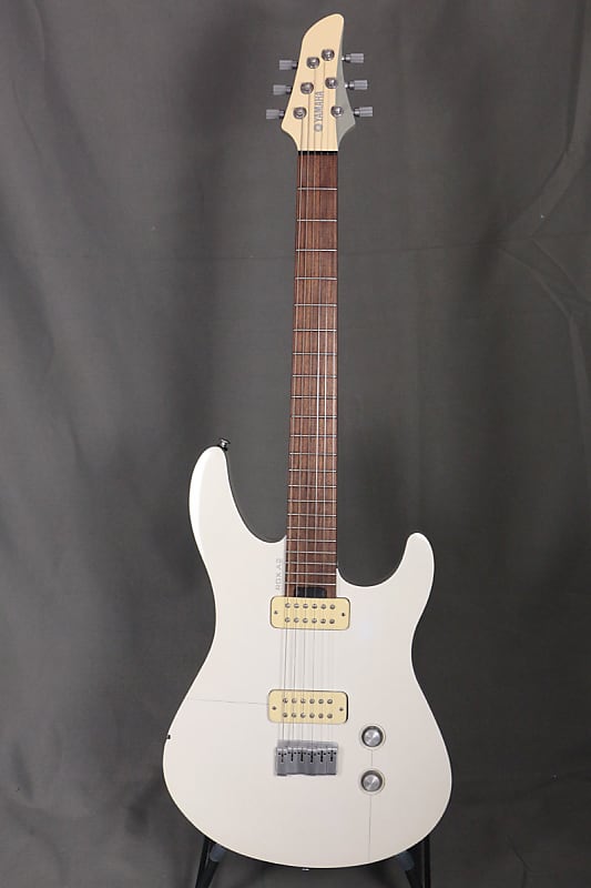 YAMAHA RGXA2 ホワイト DISC Yamaha RGX A2 Electric Guitar, White at Gear4music